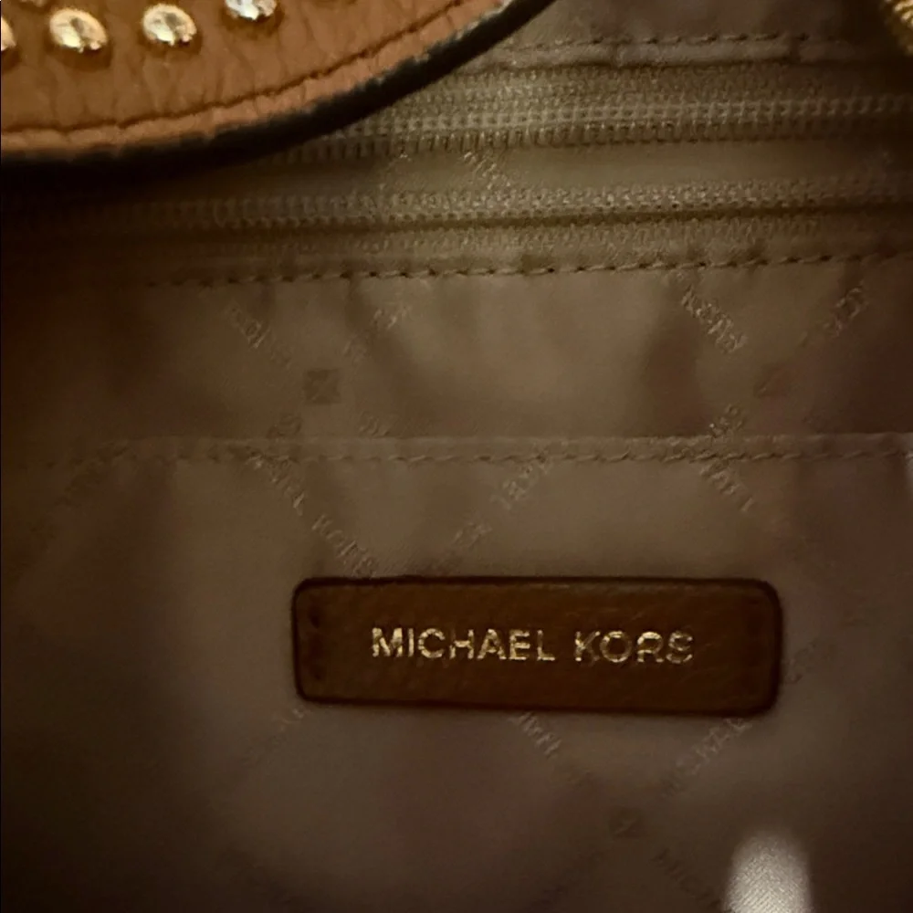 Stunning MK Pebbled Leather‎ Hobo – Rich Acorn|Like New Condition|Gold Plated